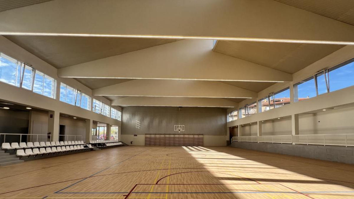 Finalizan las obras de la fase 1 del nuevo polideportivo en la Bisbal del Penedès