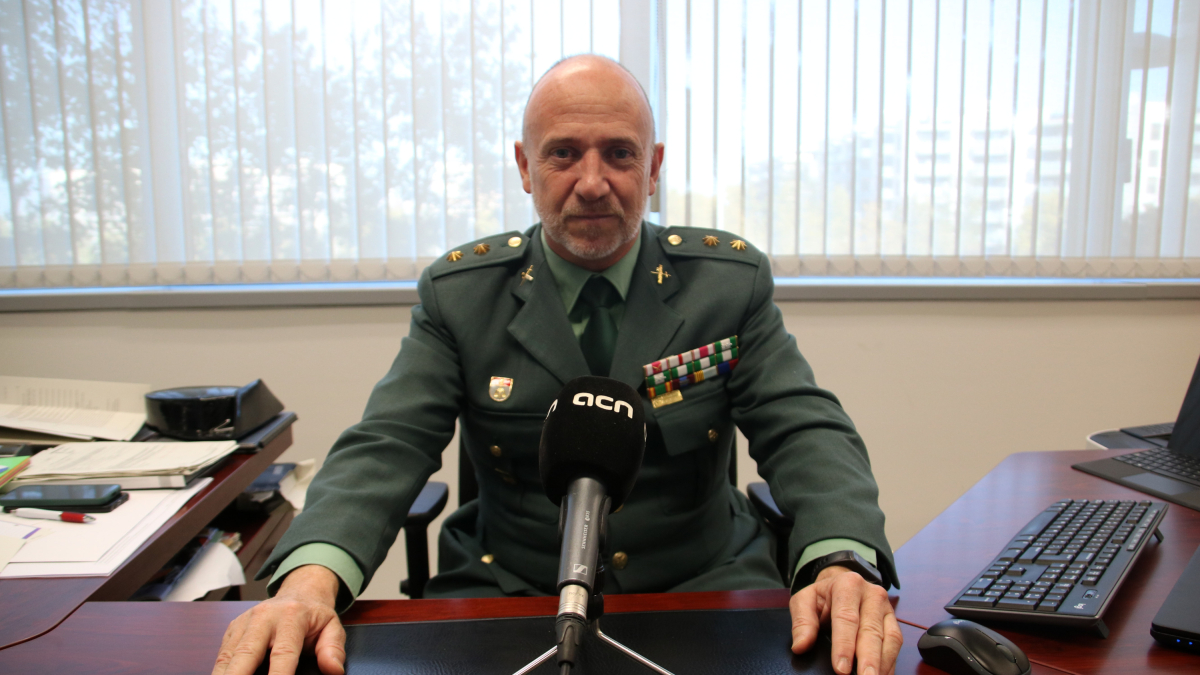 Jordi Verger, teniente coronel de la Guardia Civil de Tarragona, en su oficina de la comandancia tarraconense.