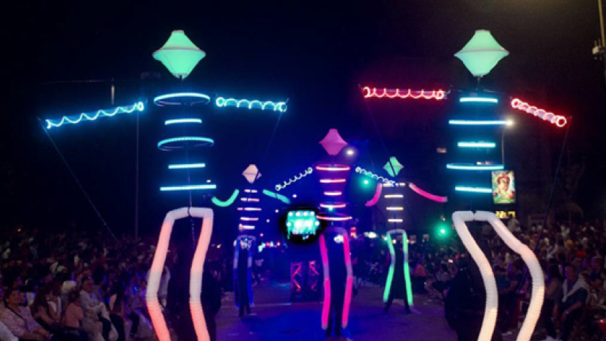 Imatge d'un espectacle itinerant a Reus.