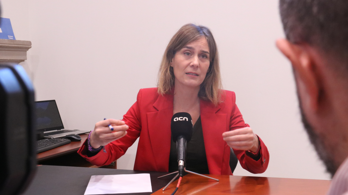 Entrevista de la líder de los comunes, Jéssica Albiach.