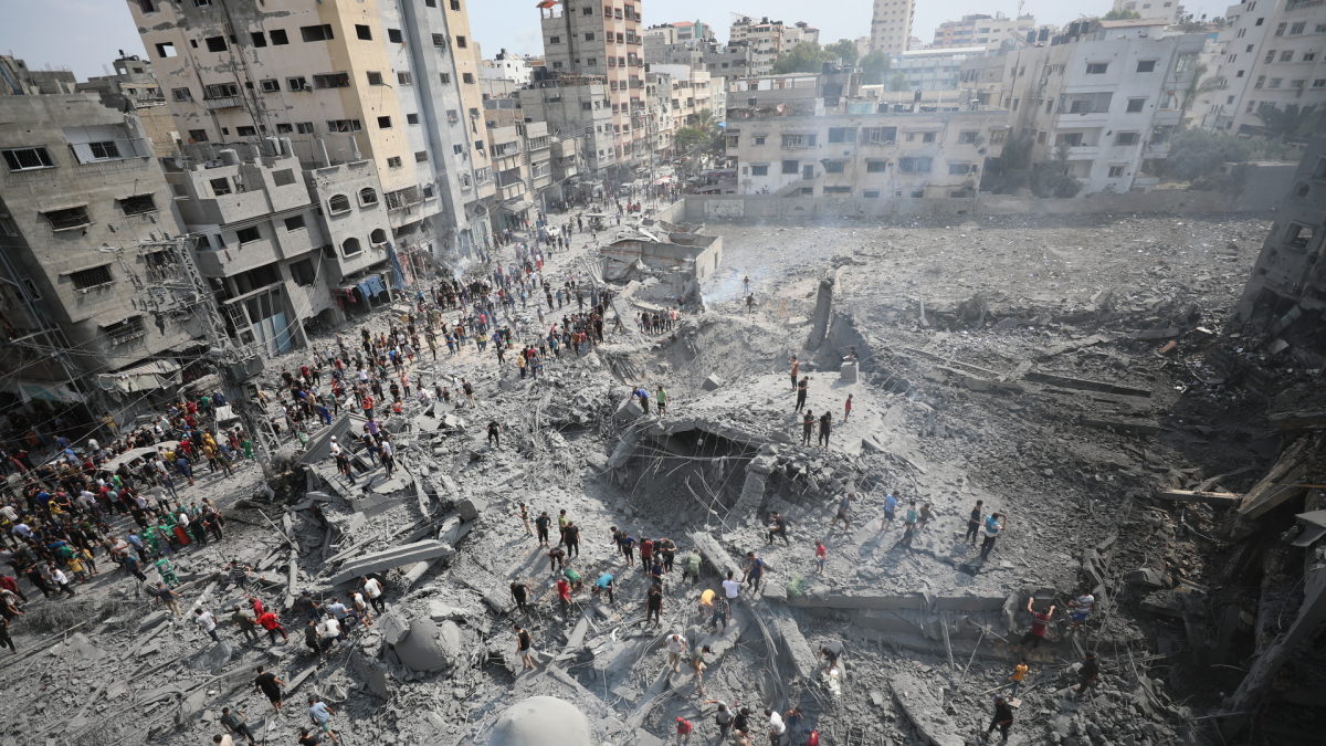 Imatge aèria de la gran destrucció provocada per un bombardeig d'Israel a Gaza