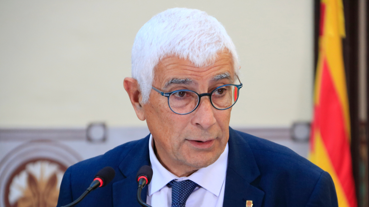 Imatge d'arxiu del conseller de Salut, Manel Balcells, en una roda de premsa al departament.