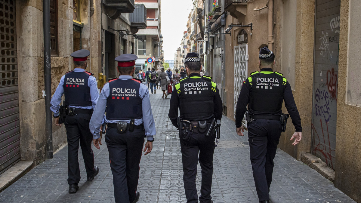 Todas las zonas de la ciudad contarán con una patrulla policial a pie, cada día.