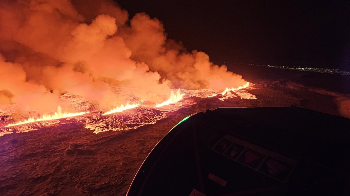 Una imagen de la lava proveniente de la erupción.