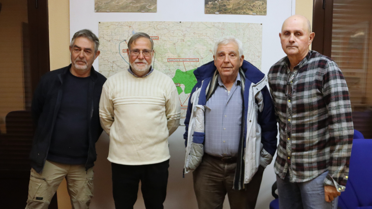 Miembros de la comisión creada por la Comunidad de Regantes del Pantano de Riudecanyes para abordar las obras al EDAR de Reus.