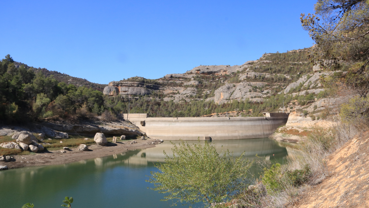 Imagen del pantano de Margalef.