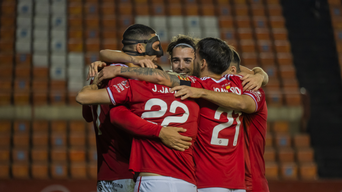 Pablo, Concha, Jardí i Joan Oriol celebrant un gol.