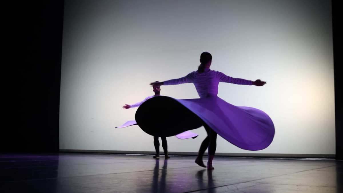 Imatge d'un acte centrat en la dansa.