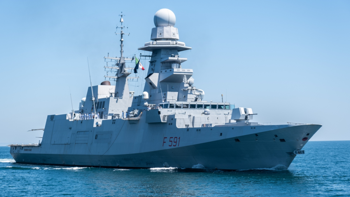 Un vaixell de guerra de l'OTAN al Mar Negre.