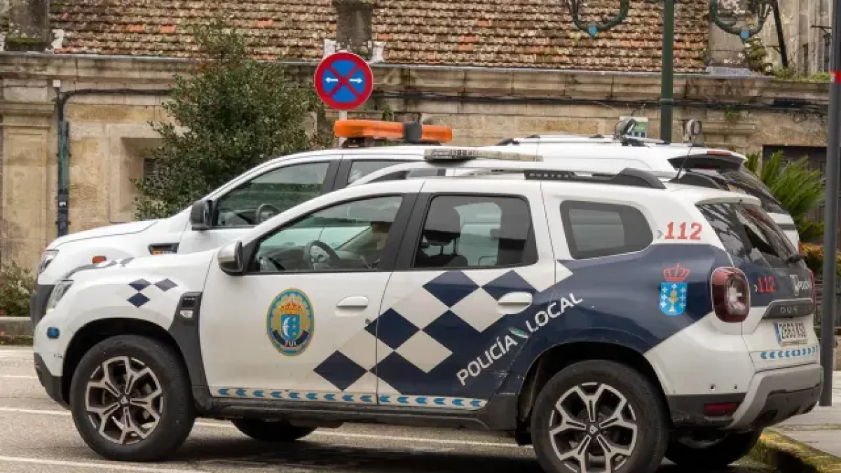 Cotxe patrulla de la Policia Local de Pontevedra.