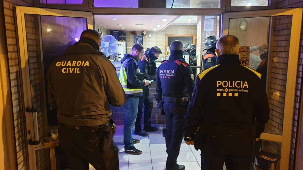Imatge de l'operatiu policial a Reus.