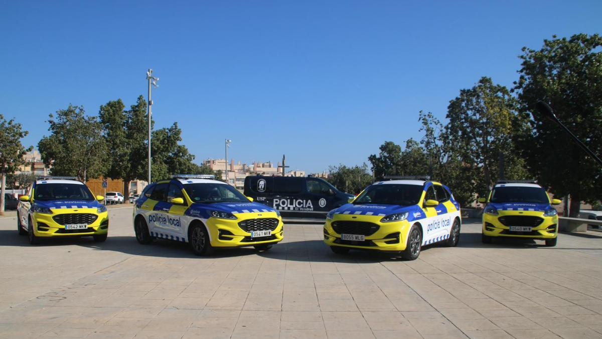 Imagen de los nuevos vehículos de la Policía Local del Vendrell.