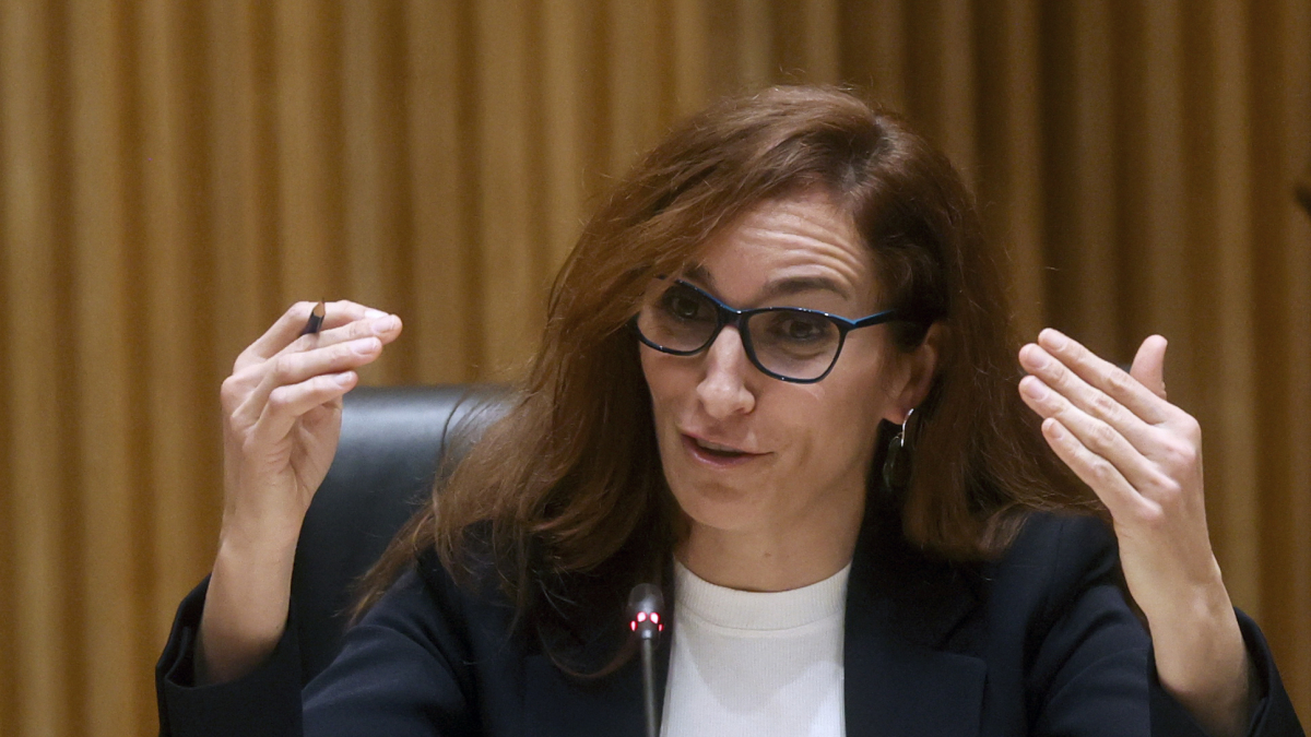 La ministra de Santidad, Mónica García en su comapareixença ayer viernes ante la comisión correspondiente del Congreso.