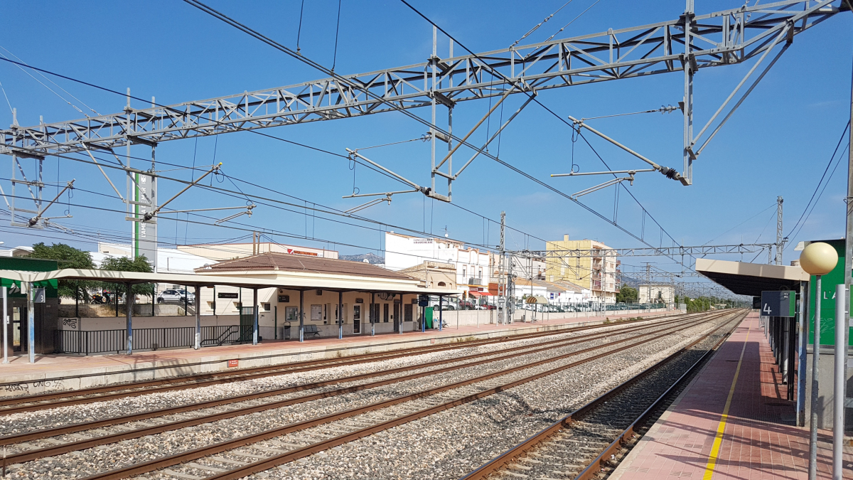 Imagen de la estación de tren de la Ametlla de Mar.