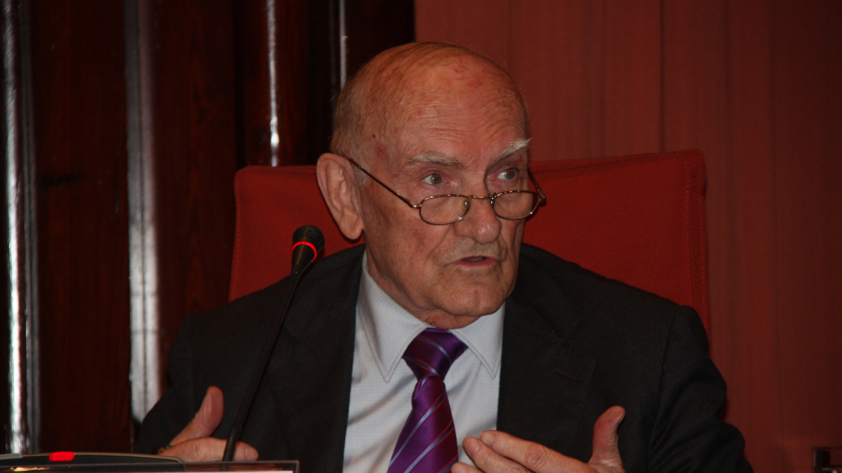 L'expresident de Caixa Tarragona, Gabriel Ferraté, durant la seva intervenció en el Parlament.