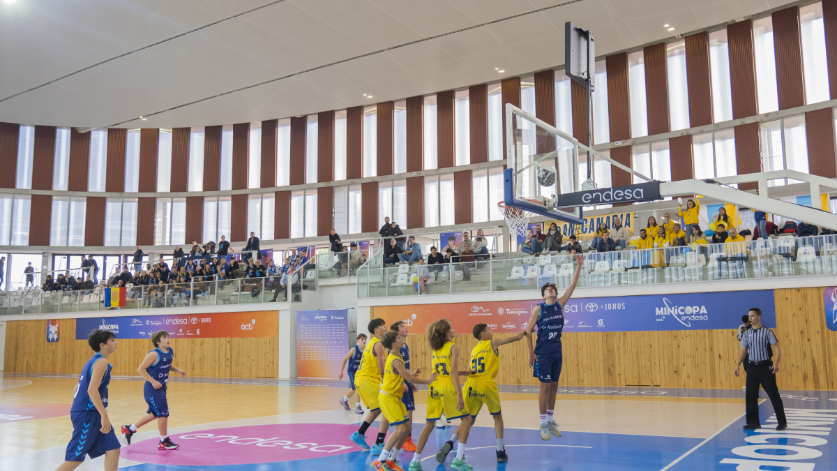 Imatge d'un dels partits de la Minicopa Endesa que es va disputar al Palau d'Esports