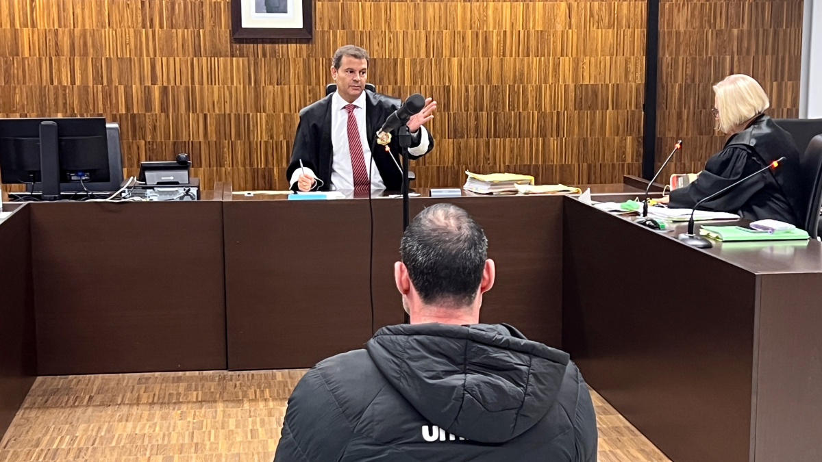 El vigilant de seguretat del metro jutjat per lesions, durant el judici