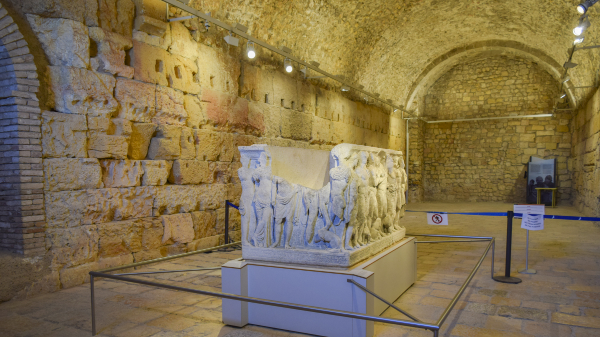 Imatge de la volta del sarcòfag del Pretori de Tarragona.