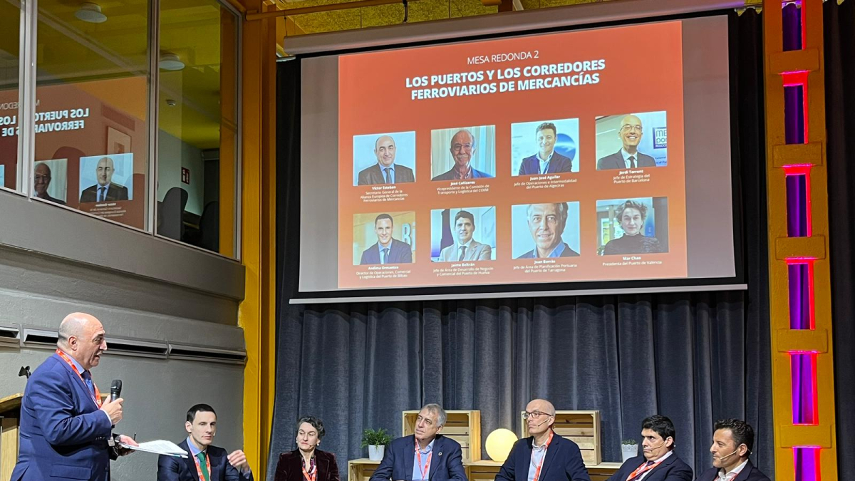 Imagen de la Jornada Ferroportuaria