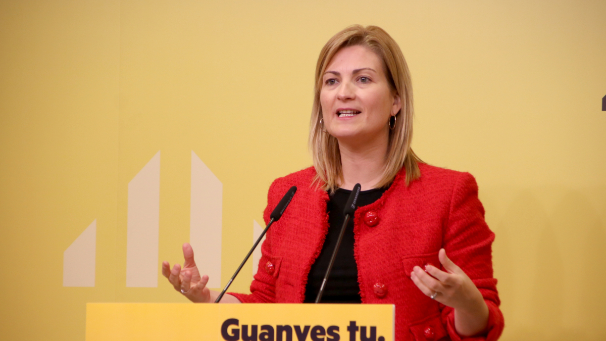 La líder d'ERC per Tarragona, Raquel Sans, en roda de premsa.