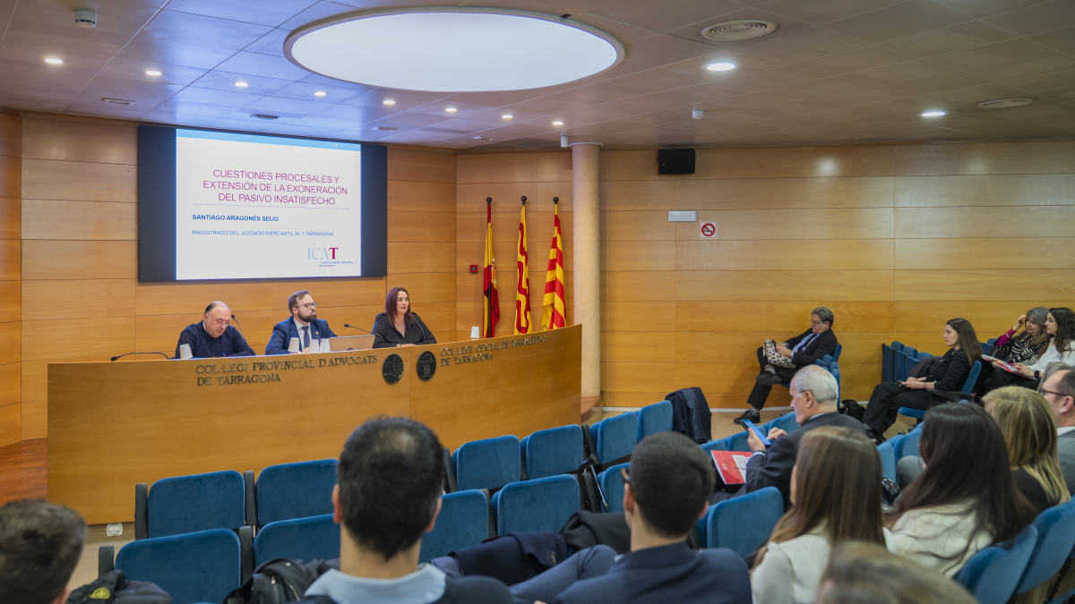 Les jornades sobre la segona oportunitat van arrencar ahir a la seu del col·legi d’advocats i continuaran amb dues ponències al març.