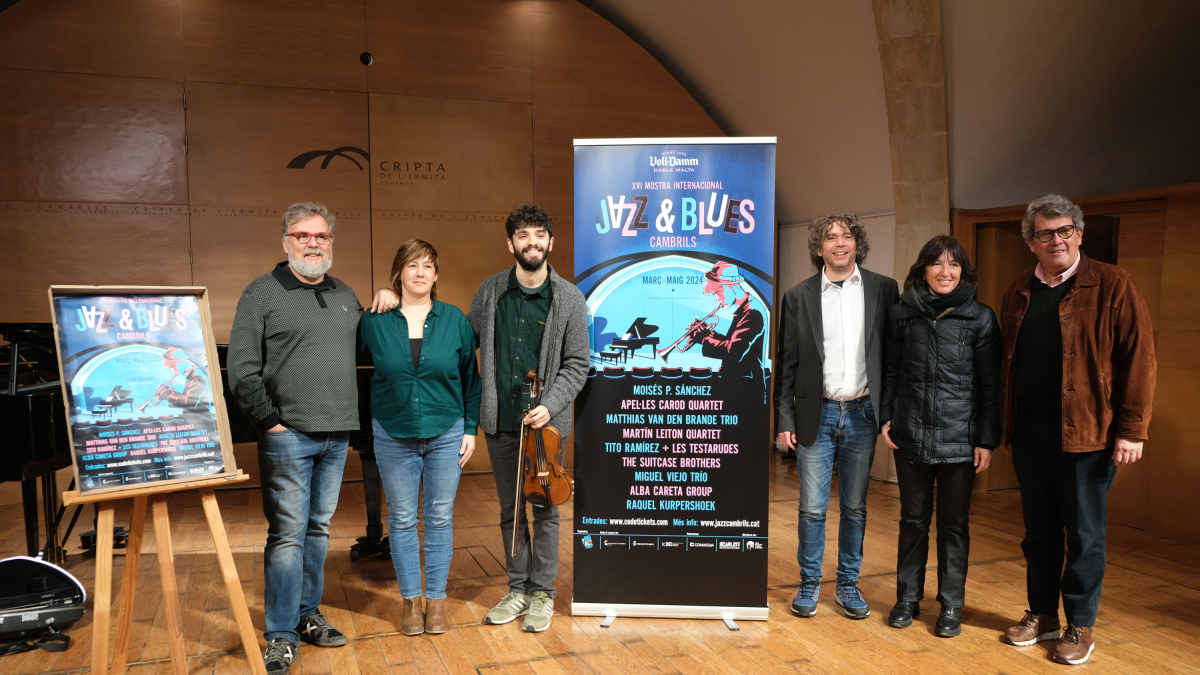 Representantes y autoridades durante la presentación de la 16.ª edición de la Muestra.