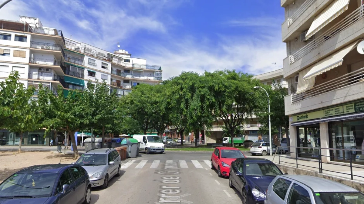 Imatge del carrer de Girona de Torredembarra