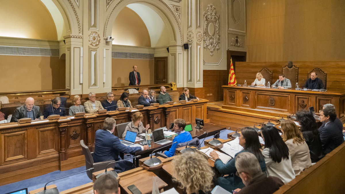 Imatge d’un dels últims plens de l’Ajuntament de Tarragona al Palau de la Diputació.