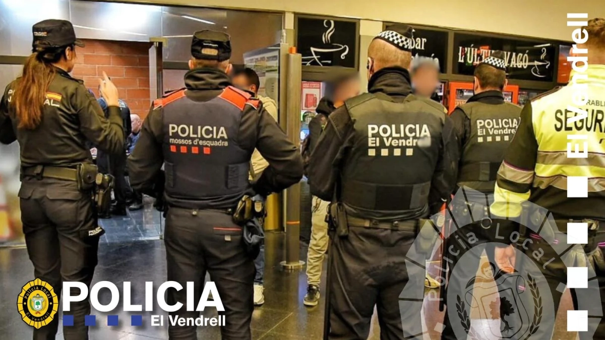 Imagen del operativo realizado a la estación de Sant Vicenç de Calders