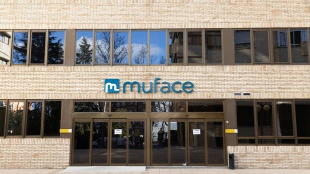 Imatge de la façana de la seu de Muface