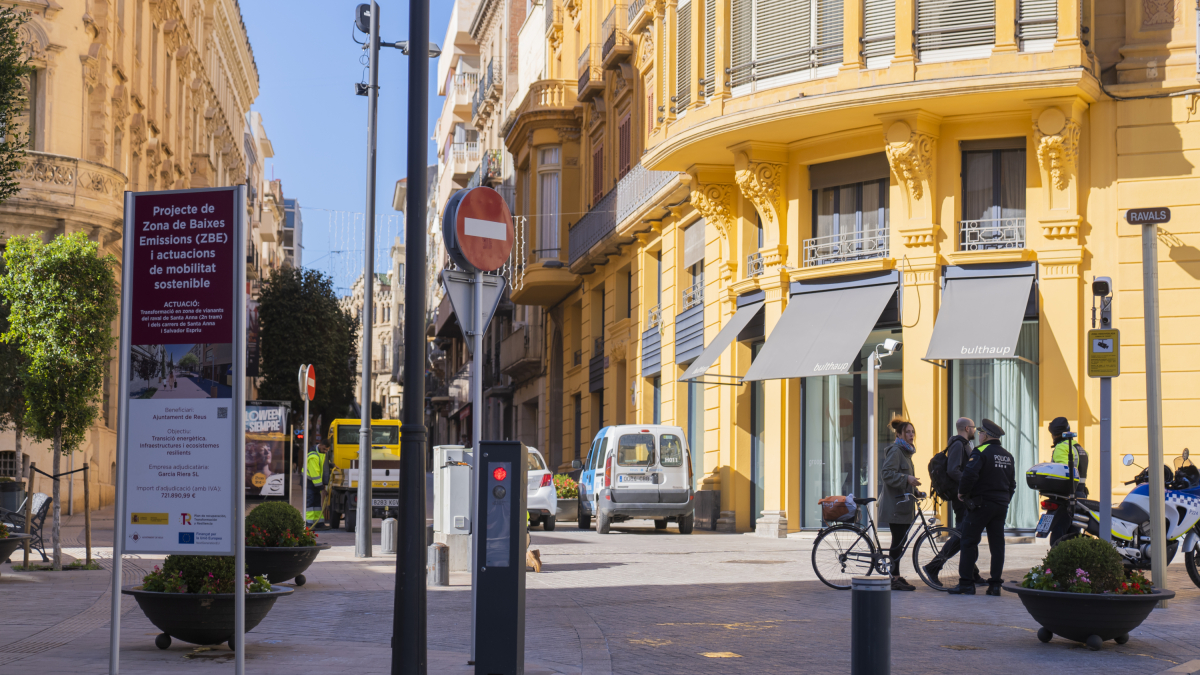Ya se ha restringido el acceso de vehículos al centro de la ciudad.