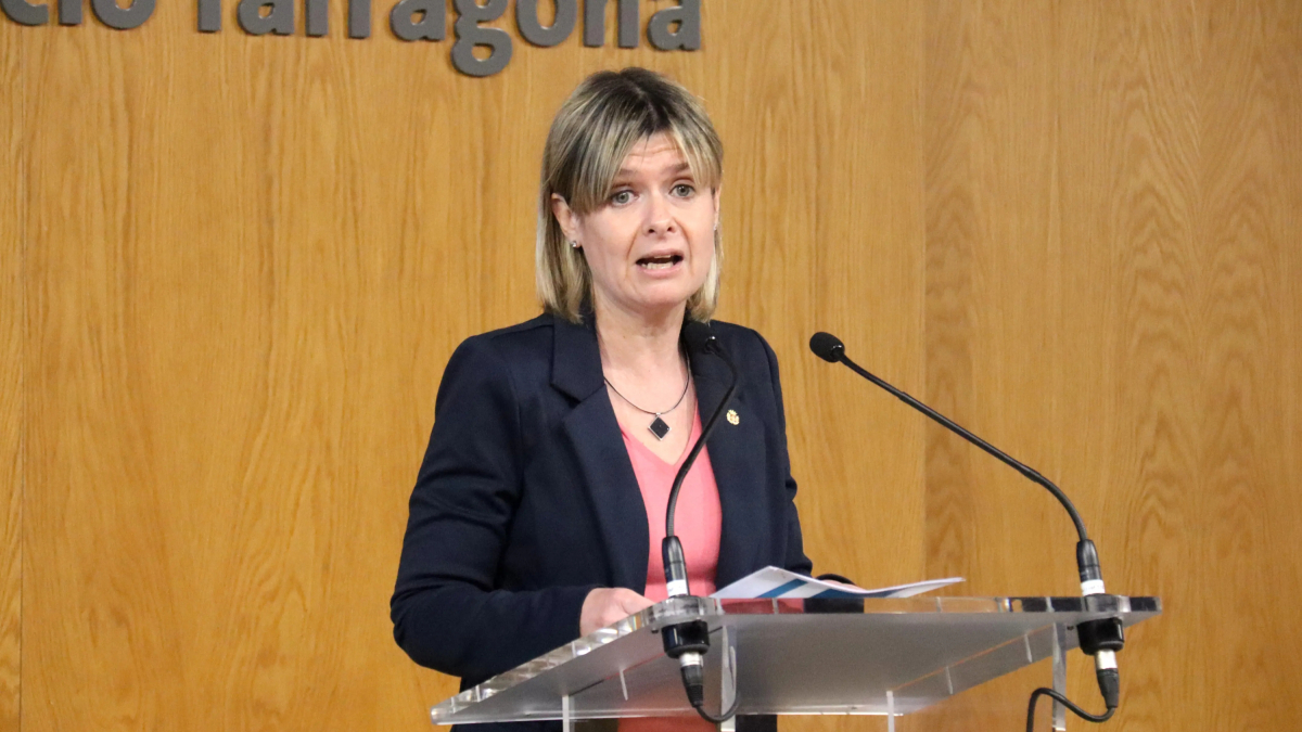La presidenta de la Diputació de Tarragona, Noemí Llauradó, en rueda de prensa.