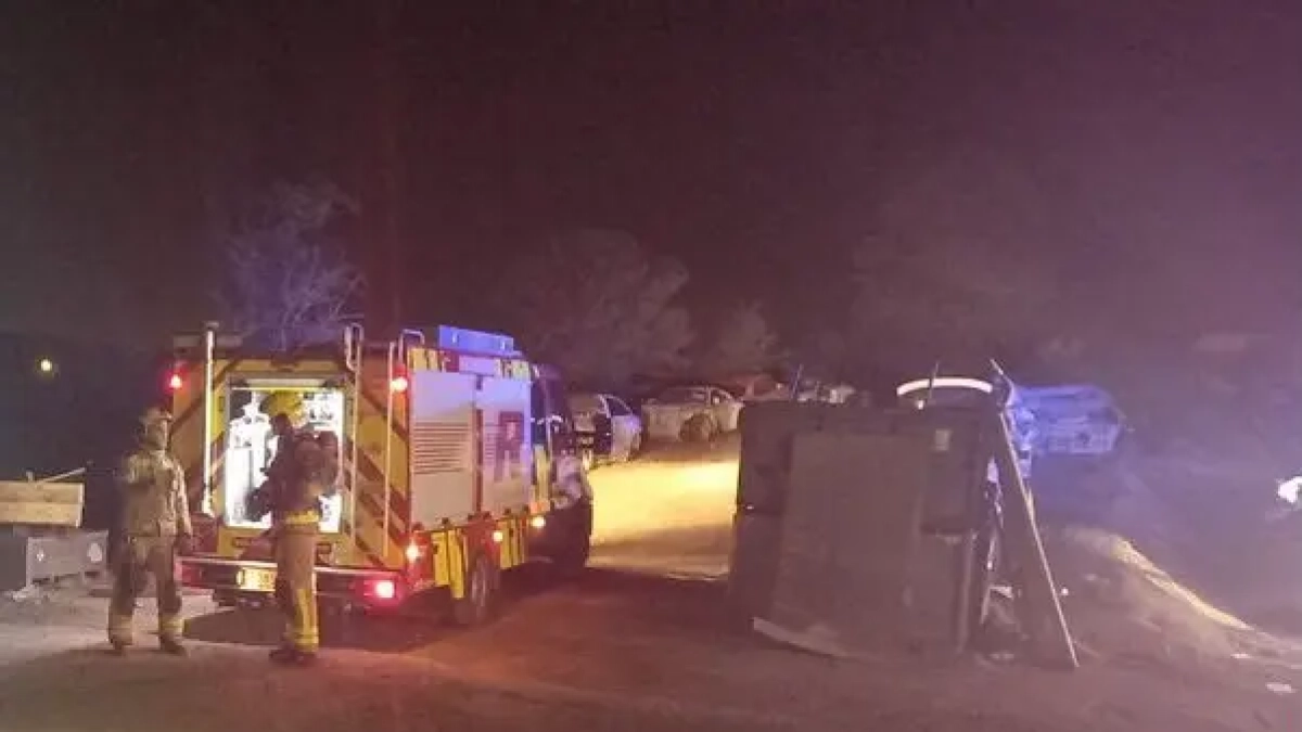 Un instante durante las tareas de extinción del incendio.
