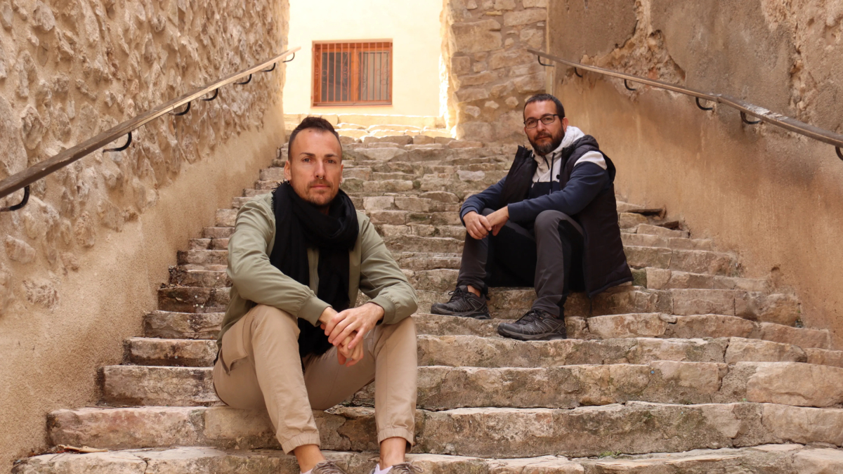 Roman Borràs y Joan Farnós, fundadores del grupo Xeic!, en Rasquera (Ribera d'Ebre).