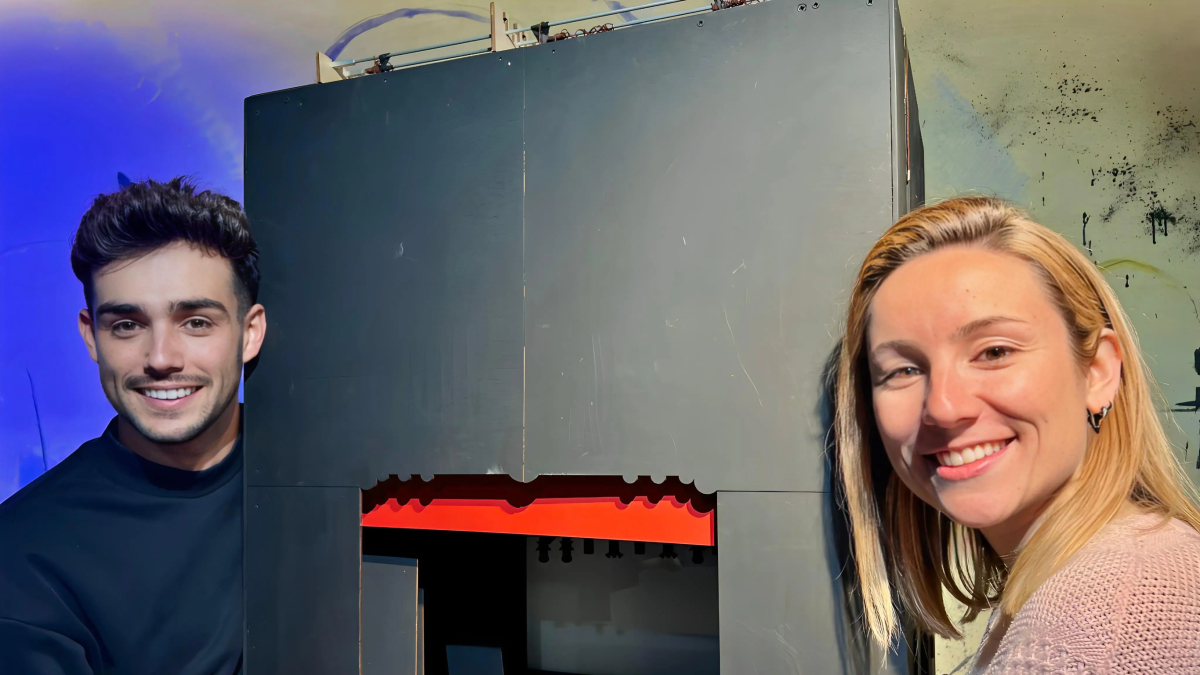 Soraya Ávila yErnest Feliu, los actores del espectáculo 'Call em Orlando'.