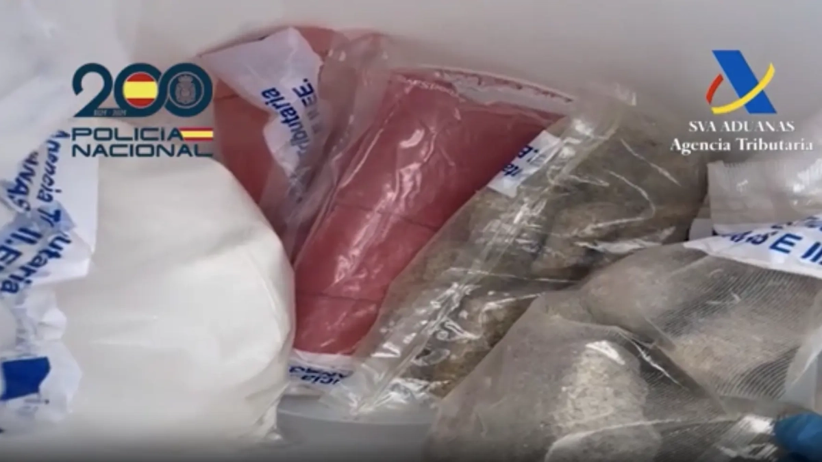 Imagen del vídeo de los pellets impregnados de cocaína intervenidos en Reus