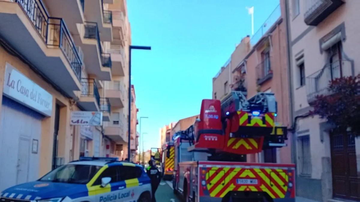 Imagen de los cuerpos de seguridad en el lugar|sitio de los hechos.