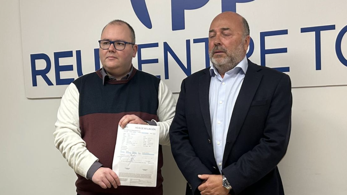 José Ruiz amb el president local del PP, Sebastià Domènech.