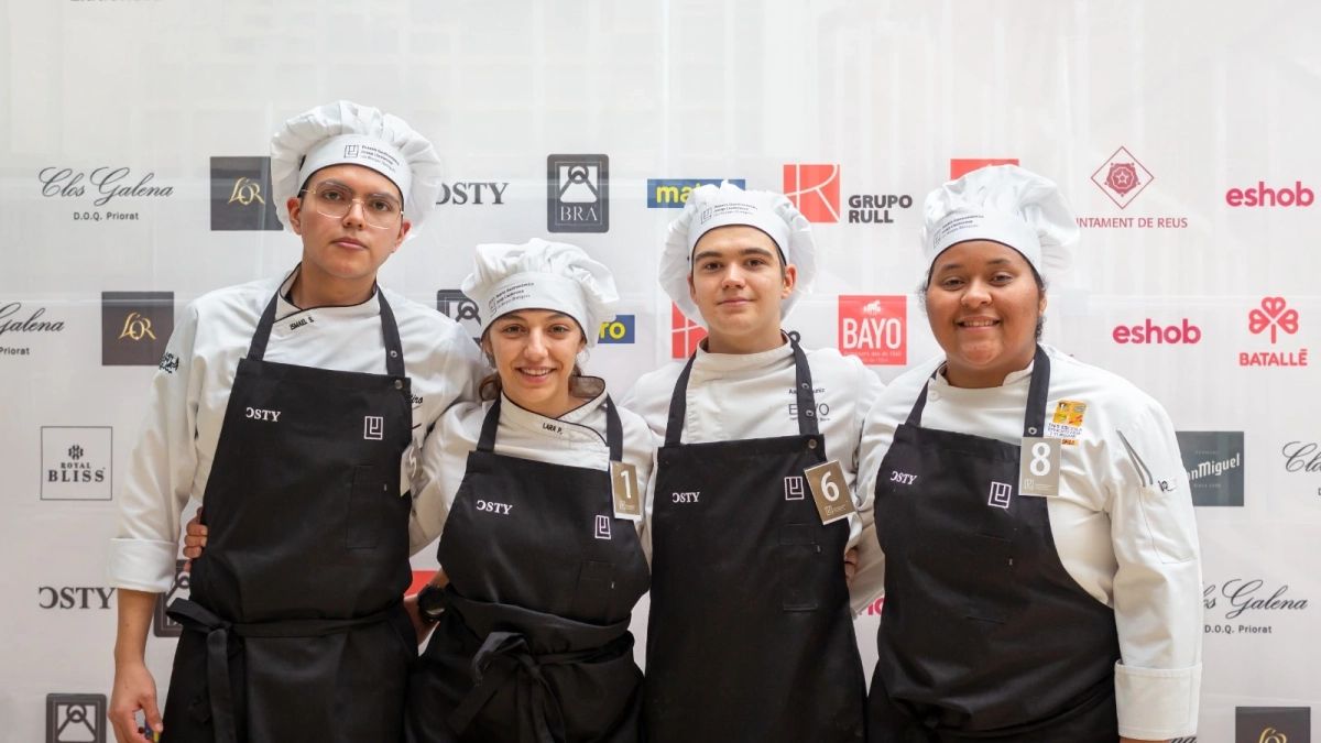 Imagen de los cuatro finalistas de los IV Premios Gastronómicos Josep Lladonosa