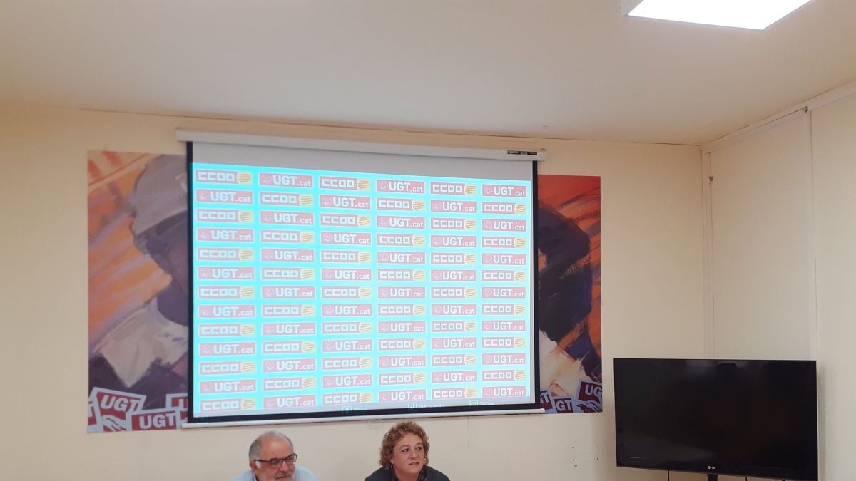 Joan Llort y Mercè Puig, ayer, durante la rueda de prensa