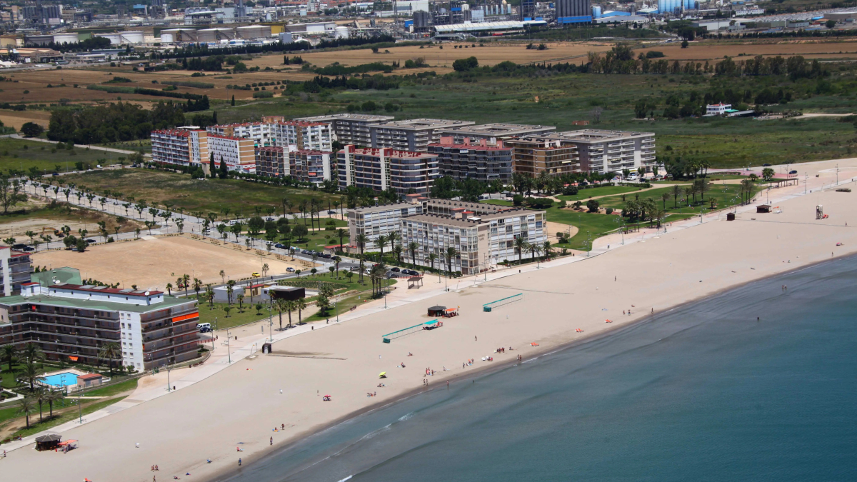 Imatge aèria del passeig de la Pineda.