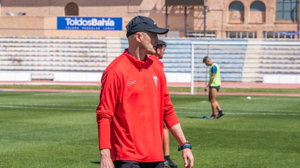 Nano Rivas durante un entrenamiento del San Fernando.