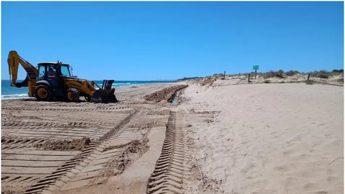 Una excavadora a la zona dels Muntanyans.
