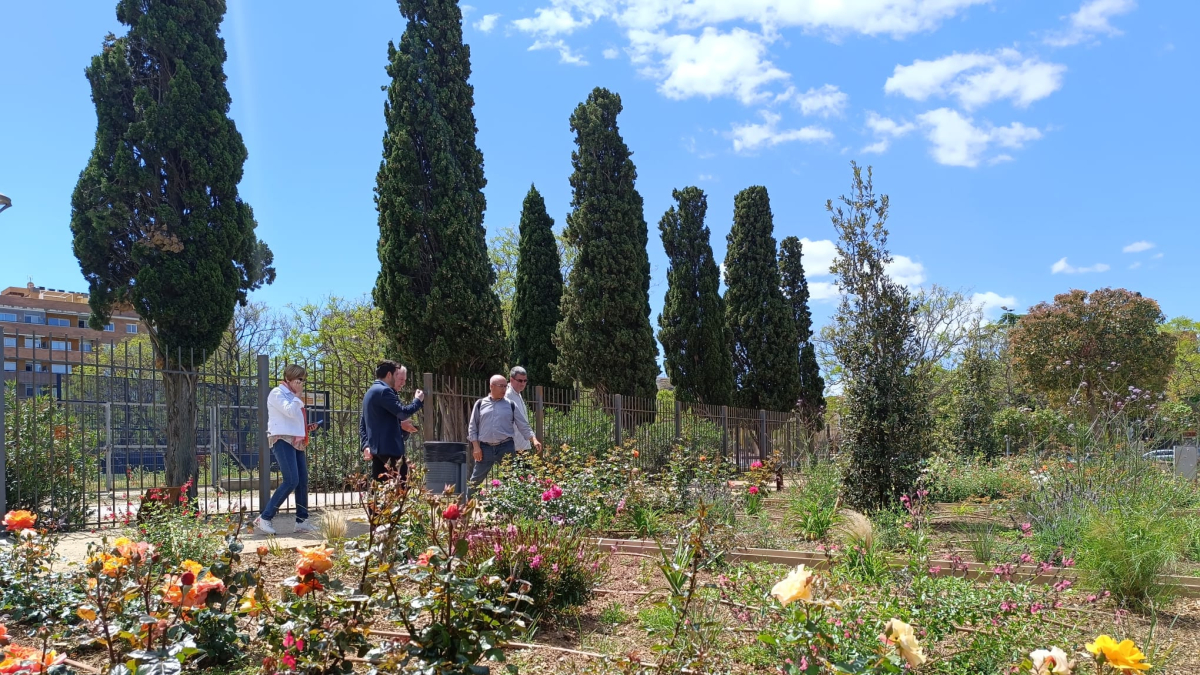 Un instante de la visita del jurado de Viles Florides.