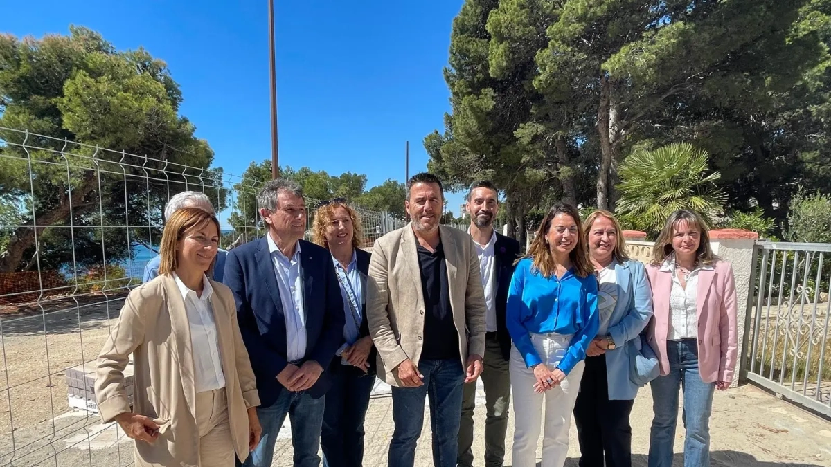 Los candidatos y diputados del PSC este miércoles en Mont-roig del Camp, donde han expuesto las propuestas sobre empresa y fondos europeos.