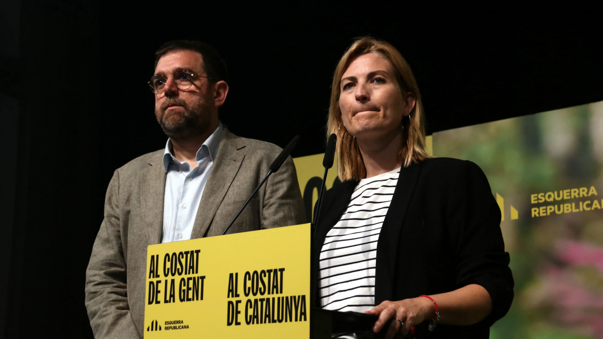 La portaveu d'ERC, Raquel Sans, fent declaracions