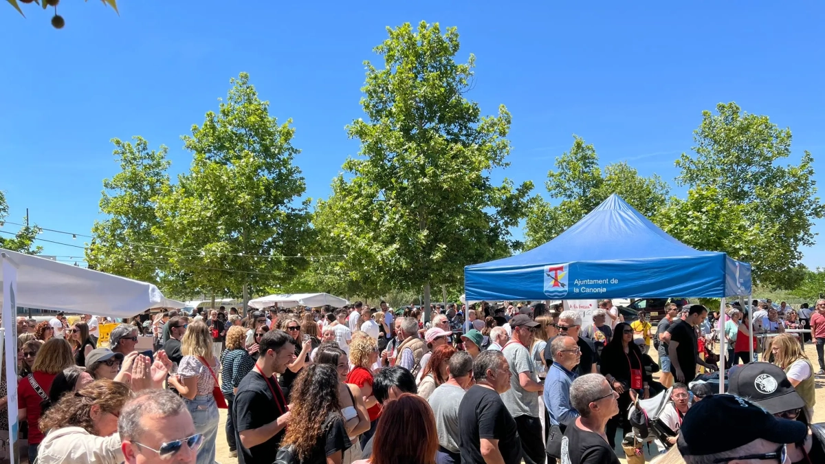 Unes 2.000 persones van gaudir de la Fira del Vi de la Canonja.