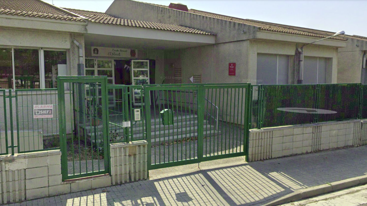 El Jardín de Infancia Municipal El Ninot está en el barrio de Campclar y funciona desde 1982.