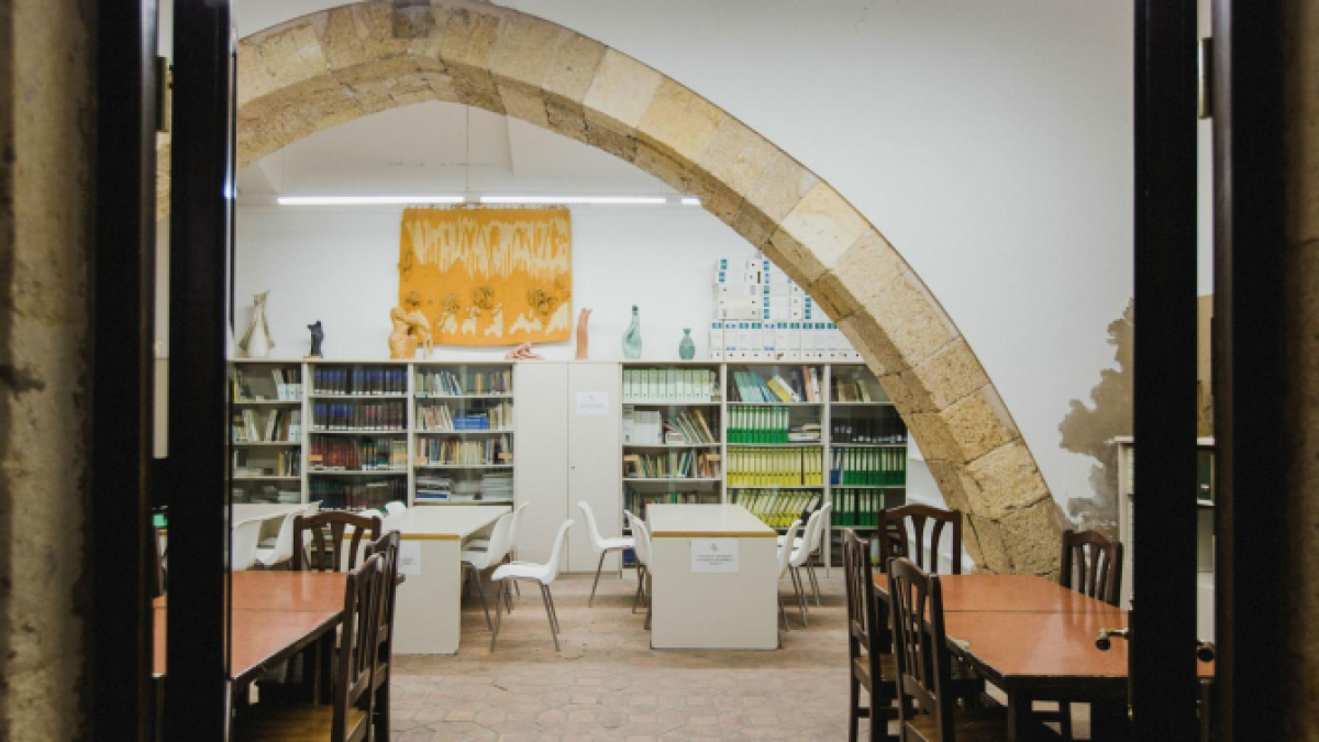 Imatge d’arxiu de la sala d’alumnes de l’Escola i Conservatori de Música.