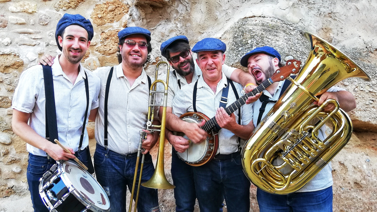 Els cinc integrants de la Stromboli Jazz Band són músics professionals, tots del Camp de Tarragona.